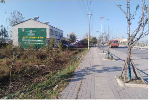 灵山书山南院墙体广告