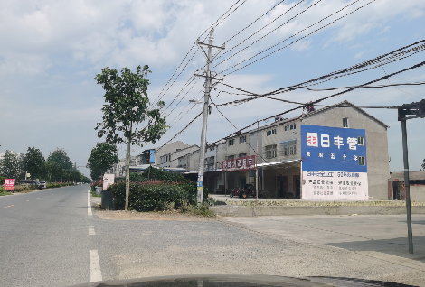 灵山如何能保证墙体广告的醒目性？